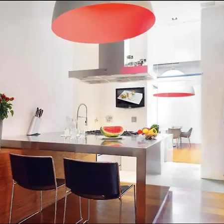 Unique Penthouse 10 Steps From Duomo Διαμέρισμα