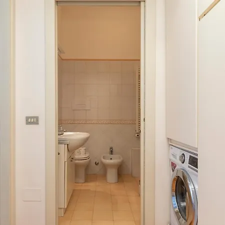 شقة Comodo Tra Brera E Porta Nuova ميلان