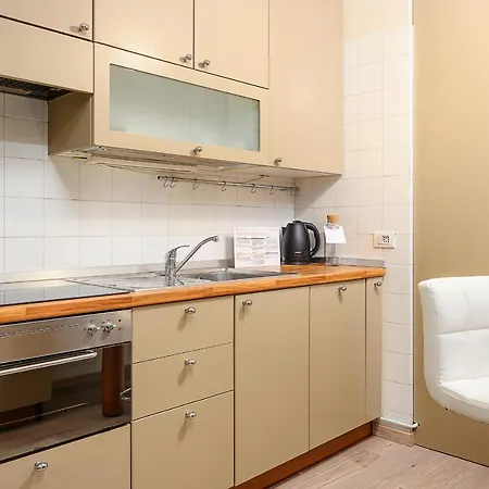 Italianway Easy - Corso 12 Milan