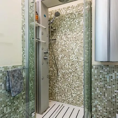 Your Place In דירה *