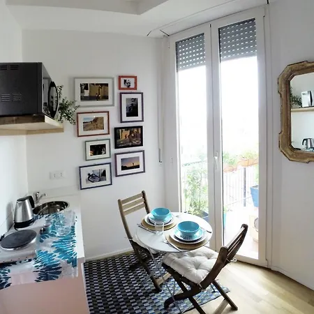 Up To Seven 4* Mailand