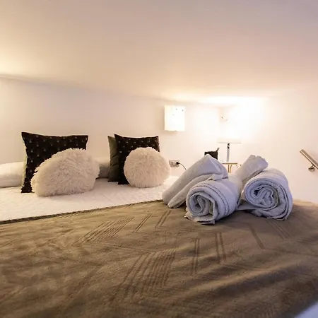 Duomo Apartament Апартаменты *