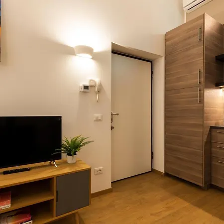 Apartament Voghera Fashion District Mediolan