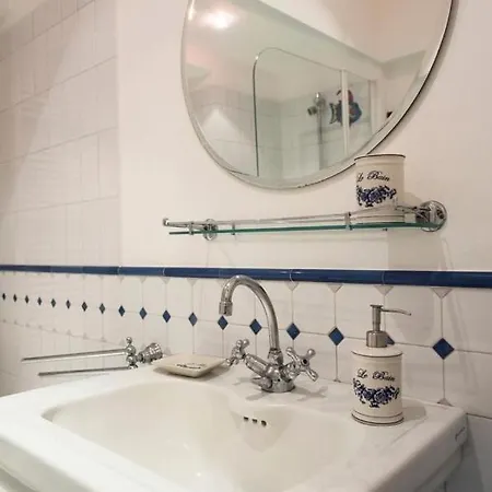 Joivy Classic Flat Near Basilica Di Sant'ambrogio Mediolan