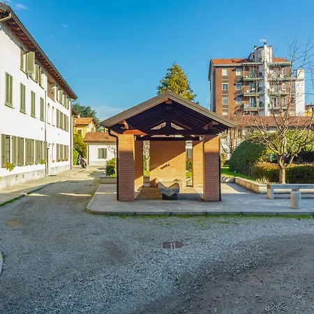 아파트 Cozy Flat 500m From Affori Fn! *