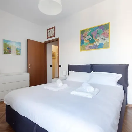 Apartamento Guesthost - M1 Pasteur With Balcony