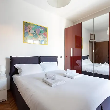 Guesthost - M1 Pasteur With Balcony Apartamento