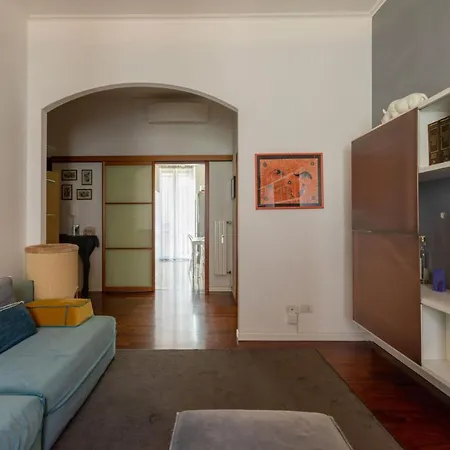 Apartment Easylife - Goditi Il Fascino Di Soggiornando In Un Accogliente Trilocale A Porta Venezia