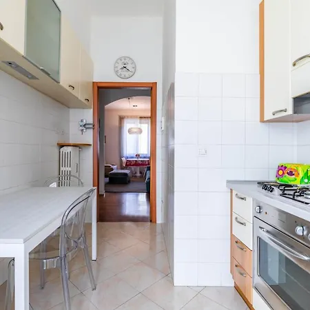 Easylife - Goditi Il Fascino Di Soggiornando In Un Accogliente Trilocale A Porta Venezia Milan