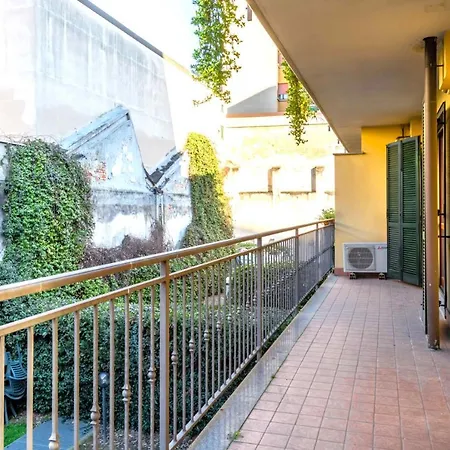 Easylife - Spazioso E Luminoso Trilocale Con Balcone A Loggia Per Pausa E Relax Apartamento