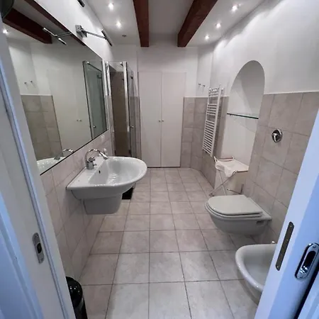 Magnifico Ristrutturato Apartman