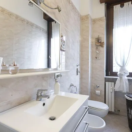 Segrino, Elegant In The Heart Of The Isola District *