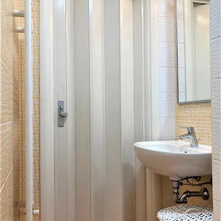 Watt 26 Cozy Studio Apartment *