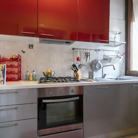 Apartamento Segrino, Elegant In The Heart Of The Isola District *