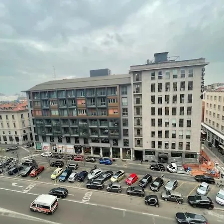 New Luxury Stunning Bilo In The Heart Of Moscova Milão