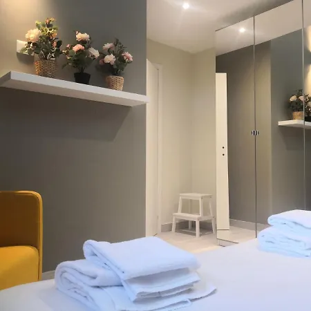 Luxury Near Niguarda Graziano39 * Milan