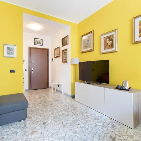 Apartamento Guesthost - M1 Pasteur With Balcony