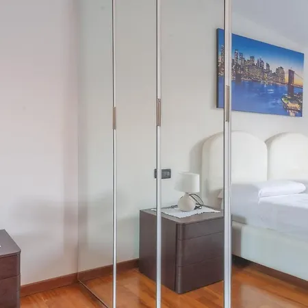 Apartamento Bnbutler - Asiago, 41 - Quartiere Gorla, In Milão