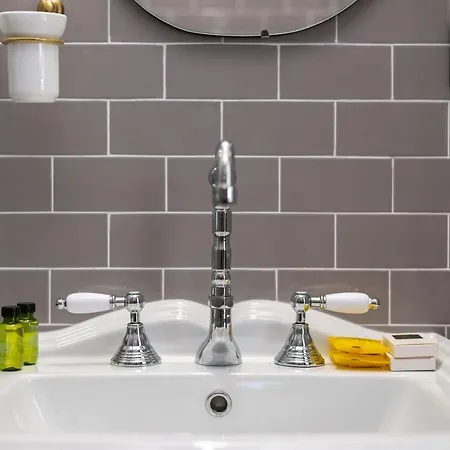 Guest house The Couper Castello Milan