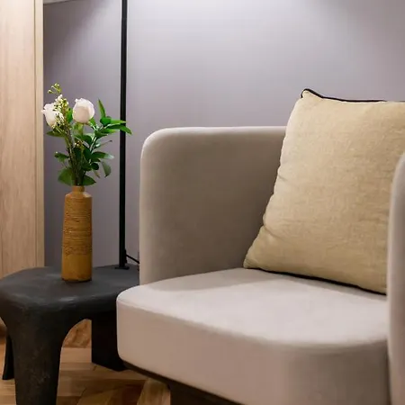 Dh Castello Gæstehus 4*