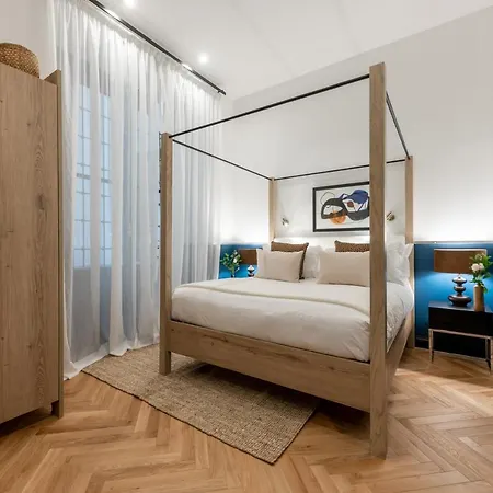 Dh Castello Gæstehus 4*