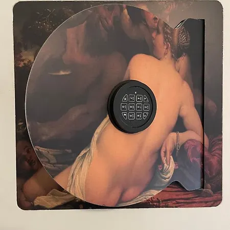 Your Place In דירה *