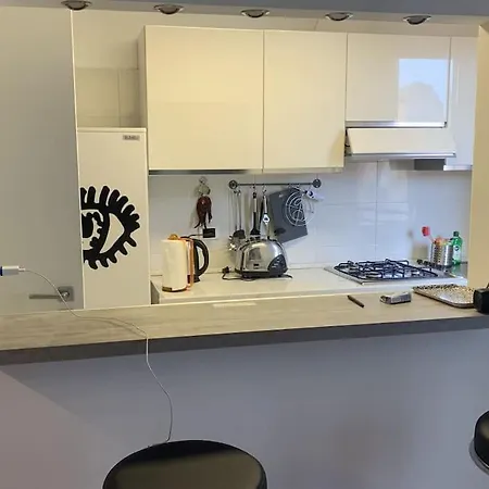 Insubria Urban Flat -fast Wifi-15 Min To Center * Mailand