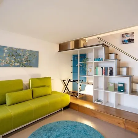Borromei's Nest - Loft Apartmán *