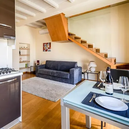 Napoleone's Nest - Elegant And Lejlighed *