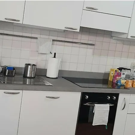 Il Rifugio Sui Navigli Con Garage Privato Gratuito Aria Condizionata & Wi-fi * Milánó