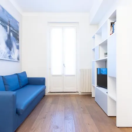 Porta Venezia Elegant Penthouse With Terrace * Milaan