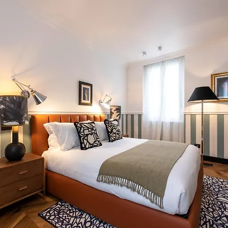 Dh Spiga ゲストハウス