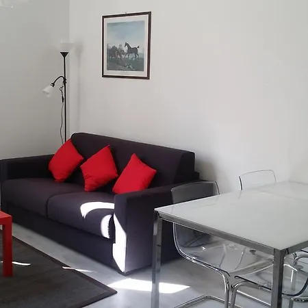 Appartement Active Rent Lazzaro Papi Milaan