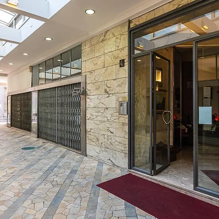 Classbnb - 400 Meters From Duomo Apartmán *