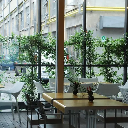 Nu Hotel