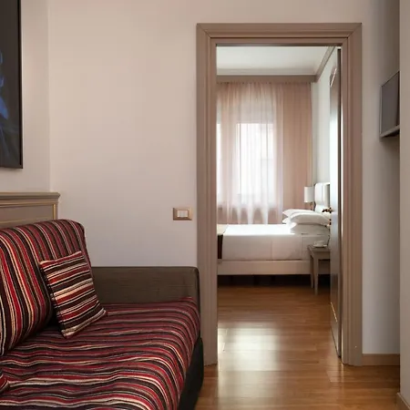 Palazzo Porta Romana Hotel 4*