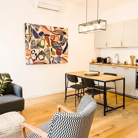 Easylife - Elegante E Rifinita Dimora Nello Splendido Quartiere Di Porta Venezia Apartment *
