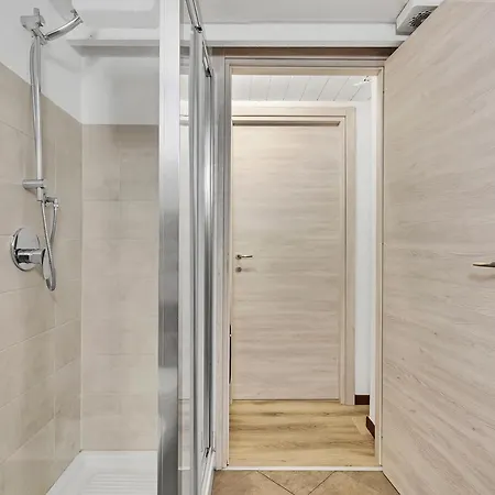 Loft Daiquiri Nel Centro Di Milano, Via Sottocorno, Porta Vittoria *