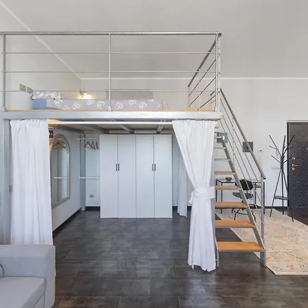 Апартаменты Accogliente Loft Di Design In Bovisa