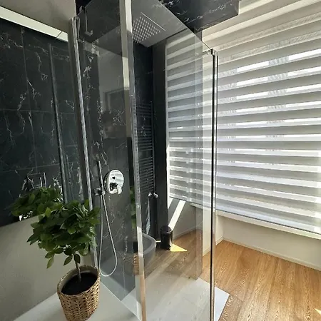Apartment Lr Deluxe - Fondazione Prada - Metro M3