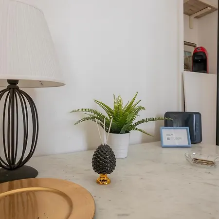 Luxury Flat Between Navigli And Duomo - Sambuco * Milão