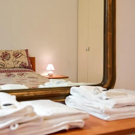 Апартаменты Xenia - Elegant Flat In The Center Of Милан