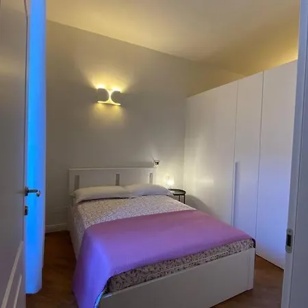 Apartment Jolie Maison Xxii Marzo Mailand