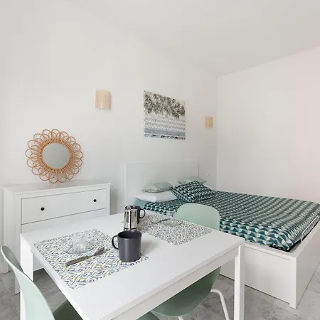 Comfy X2 - 1,1 Km Far From Iulm University! Appartement *