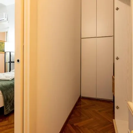 Hideout At Porta Romana Apartment