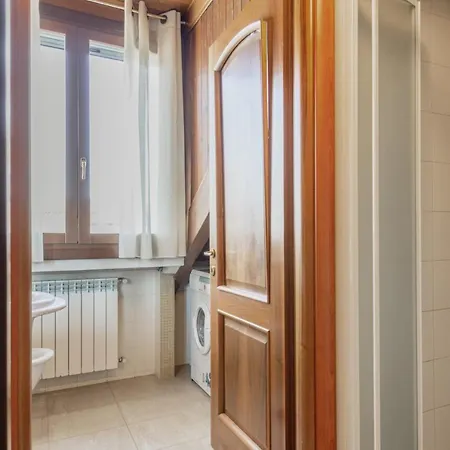 Easylife - Esclusivo Attico In S Babila 아파트 *