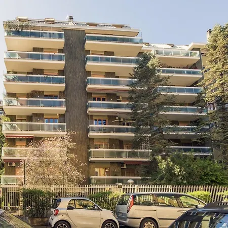 Easylife - Stile E Comfort In Porta Venezia Apartment *