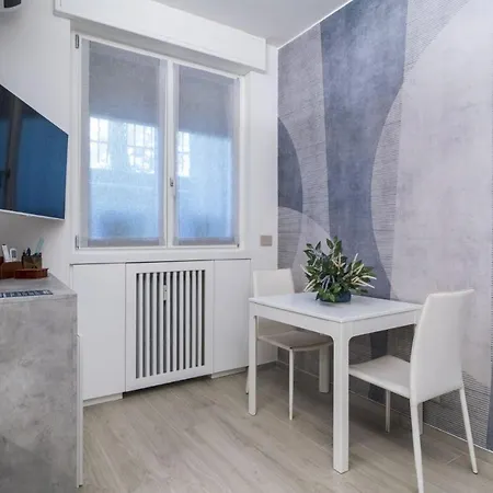 Easylife - Stile E Comfort In Porta Venezia Apartment