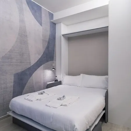 Easylife - Stile E Comfort In Porta Venezia Apartment