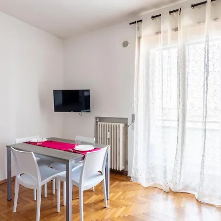 Terrazza Con Vistacasa Con Parcheggio Gratuito * Milan